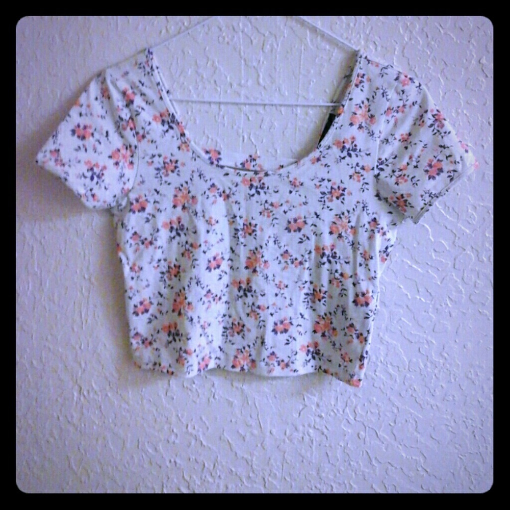 Forever 21 nwt Knit crop top